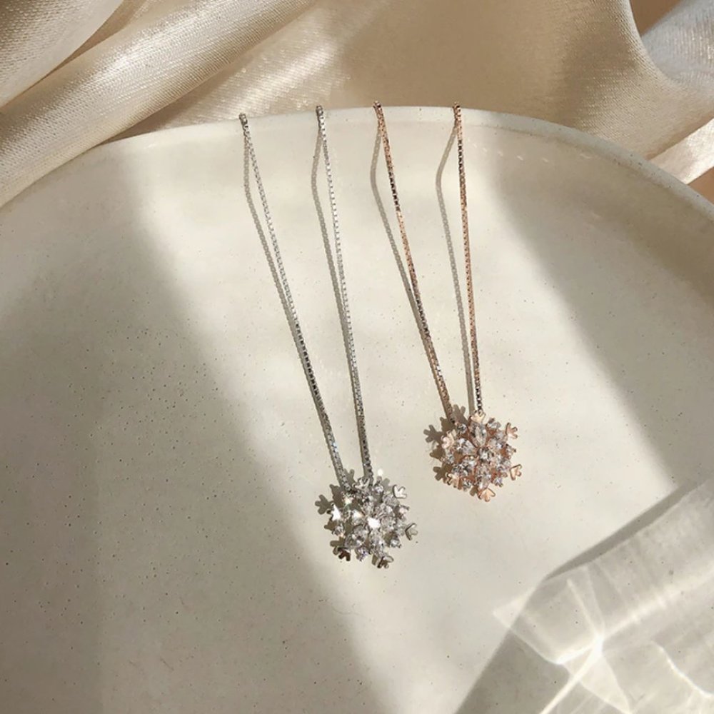 NEW Silver / Rose Gold Flash Cubic Zircon Snowflake Pendant Necklace